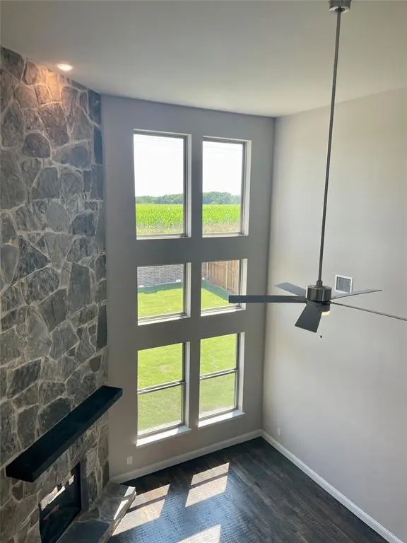 6037 Rodin Drive, Royse City, TX 75189