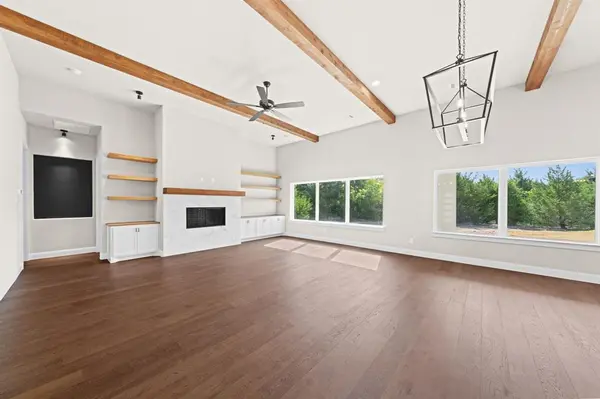 3080 Glen Oaks Drive, Waxahachie, TX 75165