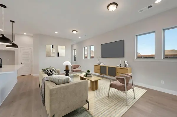 9332 Laurel Wreath Drive, Mesquite, TX 75126