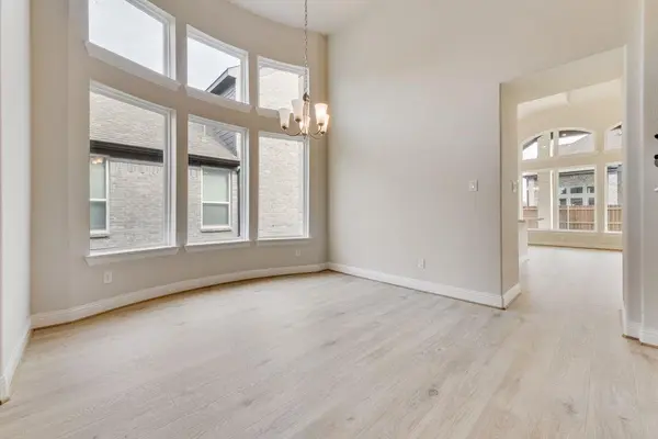 7630 Kiowana Court, Grand Prairie, TX 75054