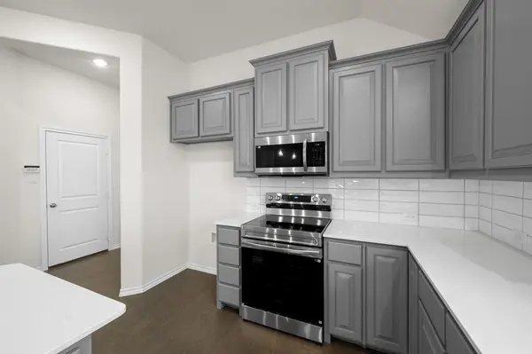 4541 Lyre Leaf Drive, Fort Worth, TX 76036