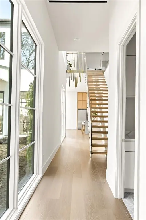 7330 Casa Loma Avenue, Dallas, TX 75214