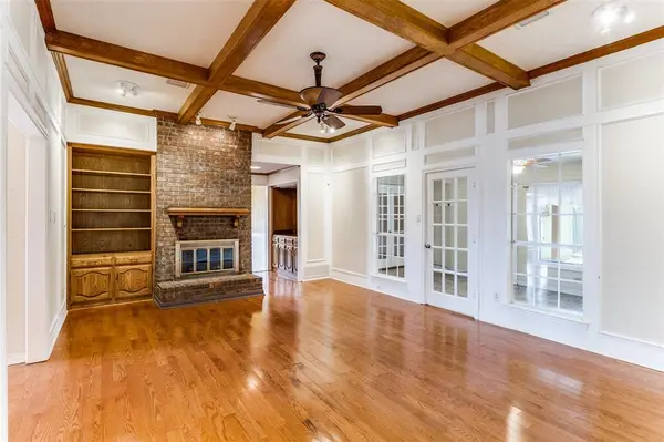 2120 Meadowview Court, Garland, TX 75043