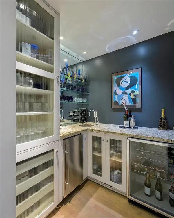 4053 Travis Street, Dallas, TX 75204