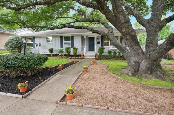 905 Dumont Drive, Richardson, TX 75080