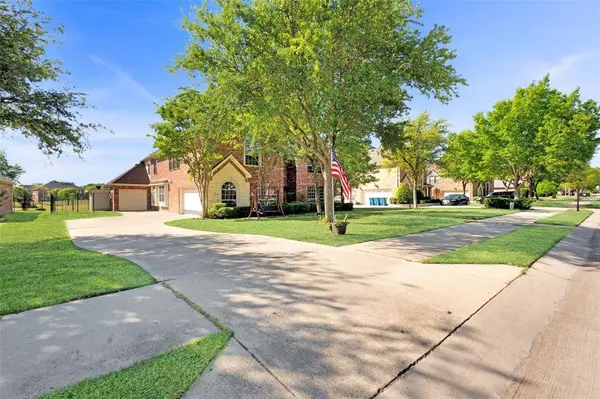 10414 Broadmoor Lane, Rowlett, TX 75089