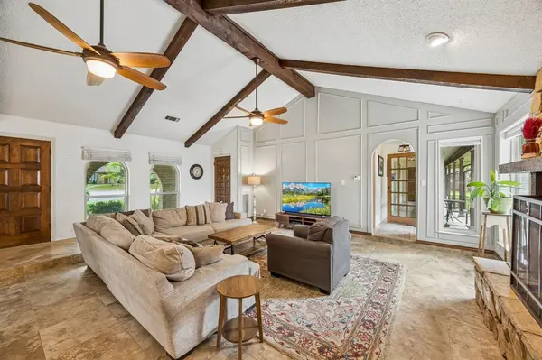 3211 Glasgow Terrace, Arlington, TX 76015