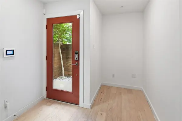 427 W 10th Street #803, Dallas, TX 75208