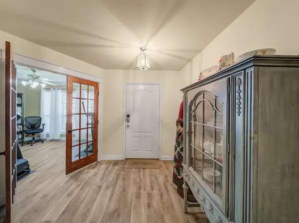 2040 Old Glory Drive, Forney, TX 75126