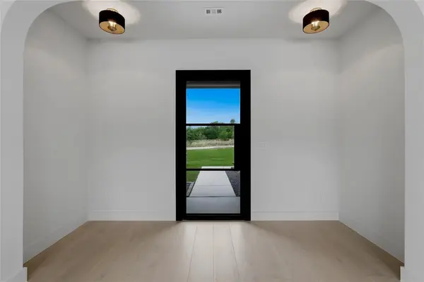 275 Latigo Way, Weatherford, TX 76088