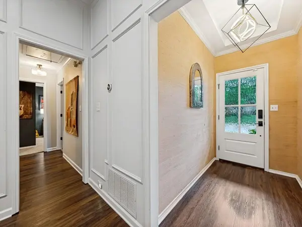 2526 Dove Creek Lane, Carrollton, TX 75006