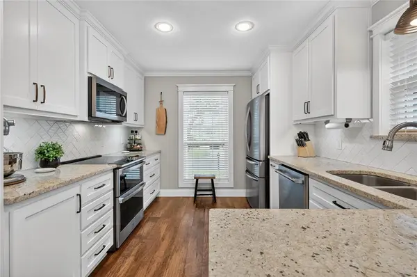 2007 Iron Horse Court, Arlington, TX 76017