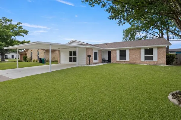 4019 Topaz Drive, Mesquite, TX 75150