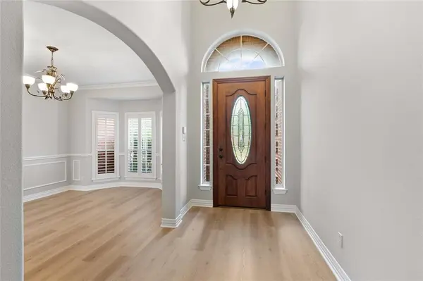 1301 Meadow Cove Court, Carrollton, TX 75007