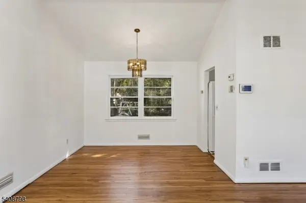 39 Gage Rd, East Brunswick Twp., NJ 08816