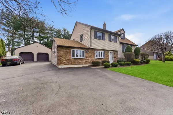 37 Farmingdale Rd, Wayne Twp., NJ 07470