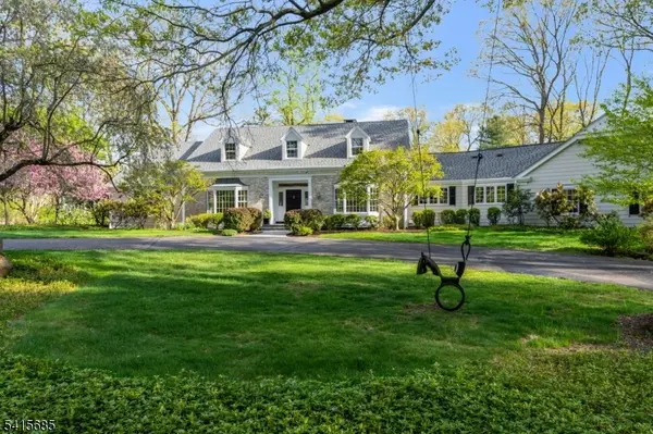 167 Ridge Rd, Watchung Boro, NJ 07069