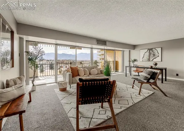 411 Lakewood CIR #B529, Colorado Springs, CO 80910