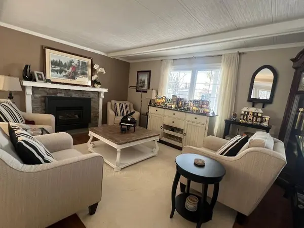 29 Corner Brook TRL, Innisfil, ON L9S 1P2