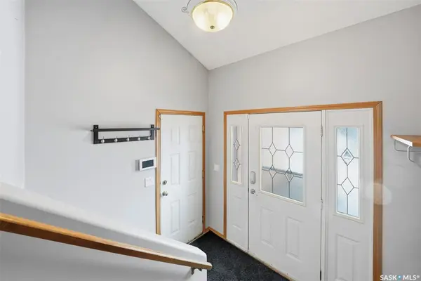 11 COLUMBIA DRIVE, Saskatoon, SK S7K 1E3