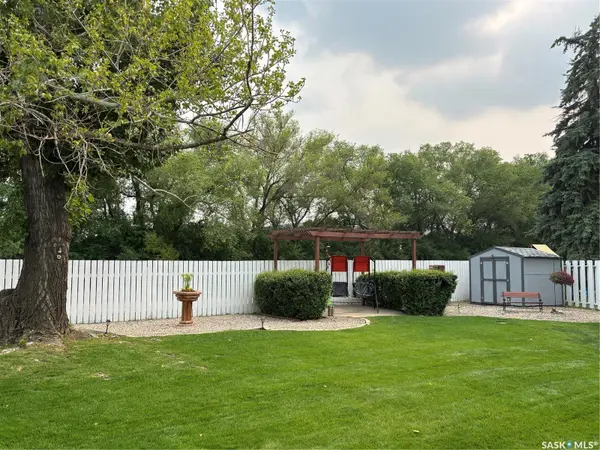 68 Deborah CRESCENT, Saskatoon, SK S7J 2W8