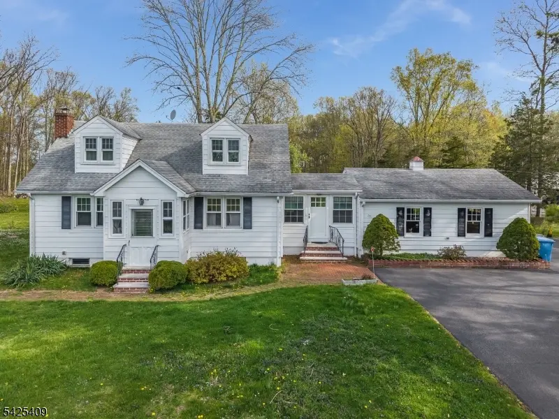 115 Barbertown Point Breeze, Kingwood Twp., NJ 08825