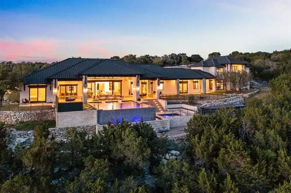 1390 Governors Cove Court, Graford, TX 76449