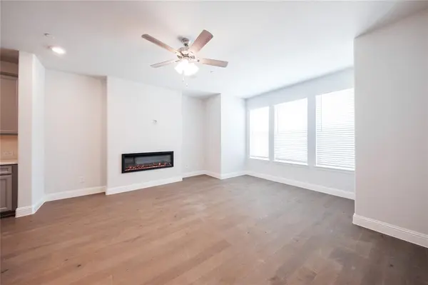 2116 Naples Drive, Rowlett, TX 75088