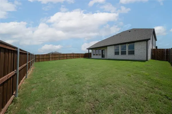 115 Heritage Hill Drive, Forney, TX 75126