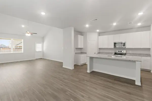 9956 Dynamics Drive, Fort Worth, TX 76131