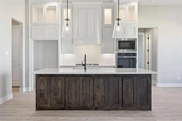 108 Rocky Top, Reno, TX 76020