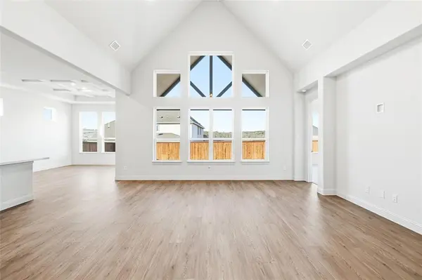 516 Shadowfax Drive, Aledo, TX 76008