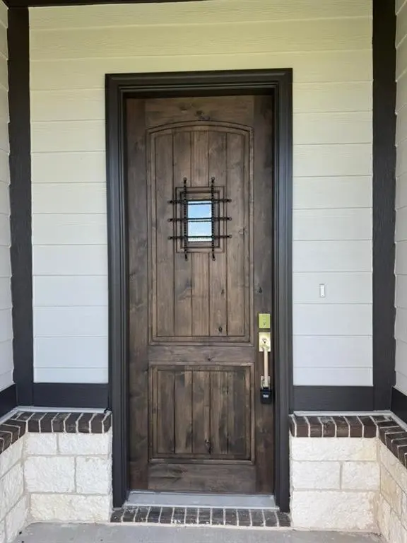 2316 Quartz Street, Krum, TX 76249