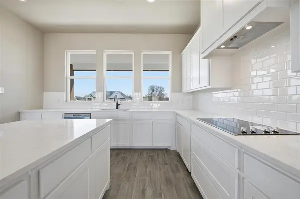 105 Cattleman Drive, Poolville, TX 76082