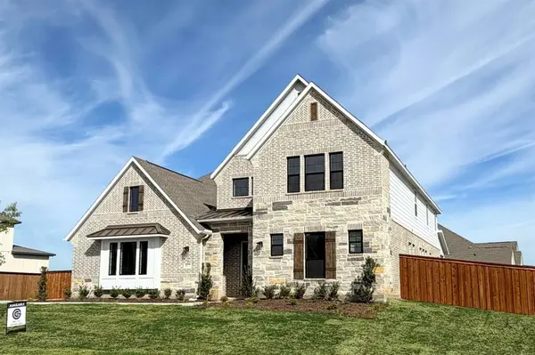 817 Headwaters Drive, Haslet, TX 76052