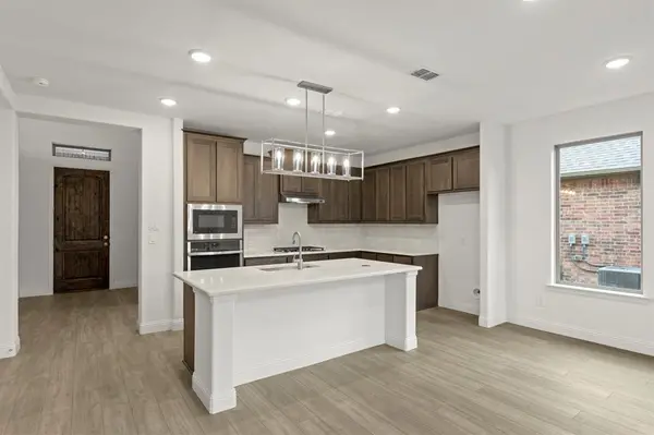 1443 Canadian Lane, Van Alstyne, TX 75495