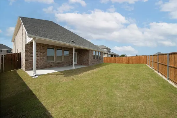 511 Pepperwood Drive, Fate, TX 75087