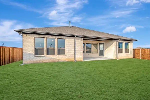 732 Shinnery Oak Way, Waxahachie, TX 75165