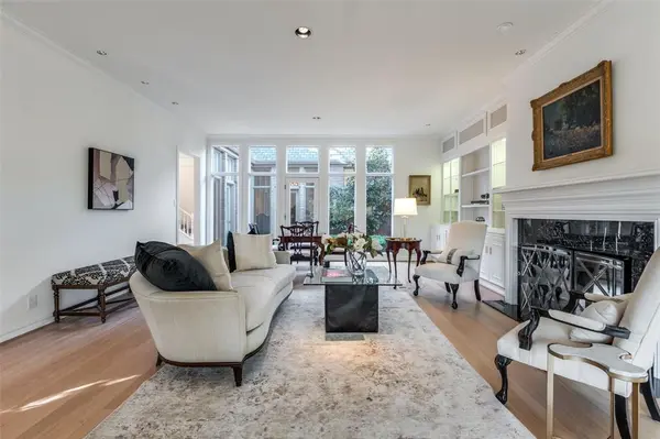 5865 Farquhar Lane, Dallas, TX 75209