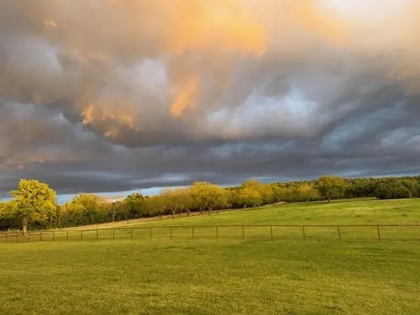 1079 Union Hill Road, Mineral Wells, TX 76067