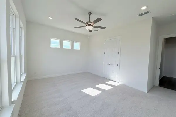 9813 Chesney Drive, Mesquite, TX 75126