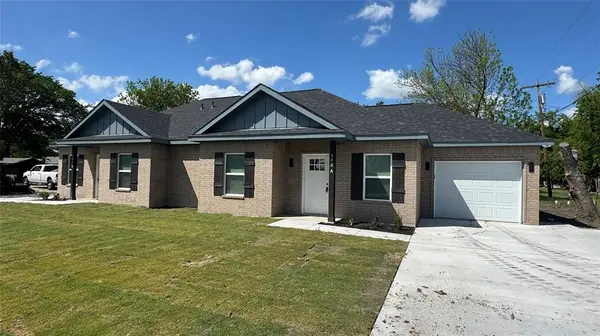 502 W Sanger Street, Celeste, TX 75423