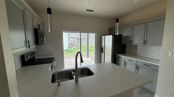 502 W Sanger Street, Celeste, TX 75423