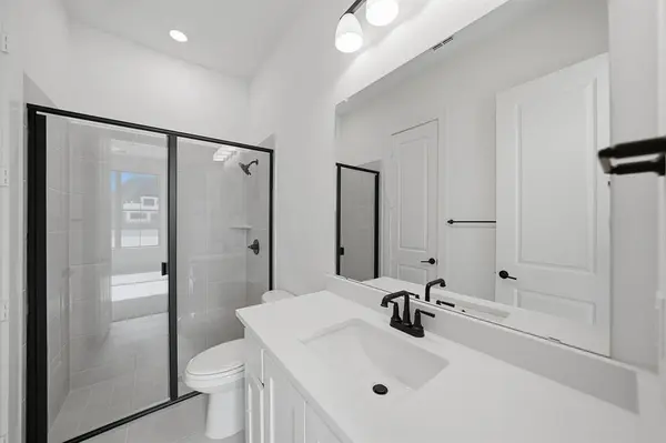 814 Forest Creek Drive, Rockwall, TX 75087