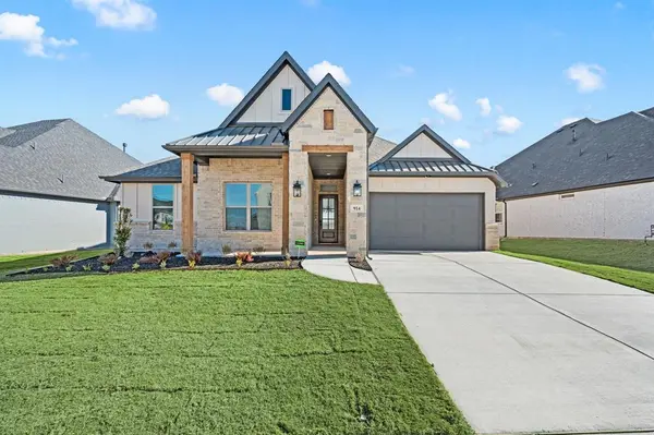 914 Highlands Avenue, Aledo, TX 76008