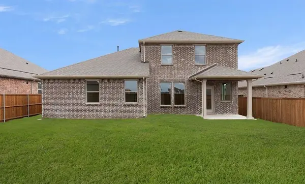 1328 Parkdale Street, Forney, TX 75126