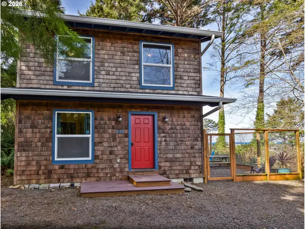 243 S Grayling ST, Rockaway Beach, OR 97136