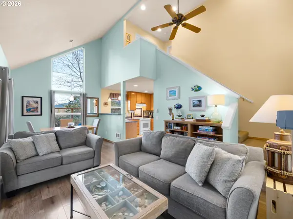 243 S Grayling ST, Rockaway Beach, OR 97136