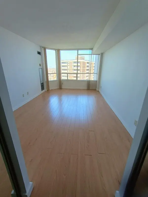 1101 Steeles AVE W #1602, Toronto C07, ON M2R 3W5