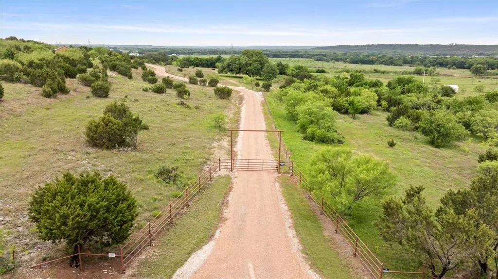3318 CR 302, Glen Rose, TX 76048